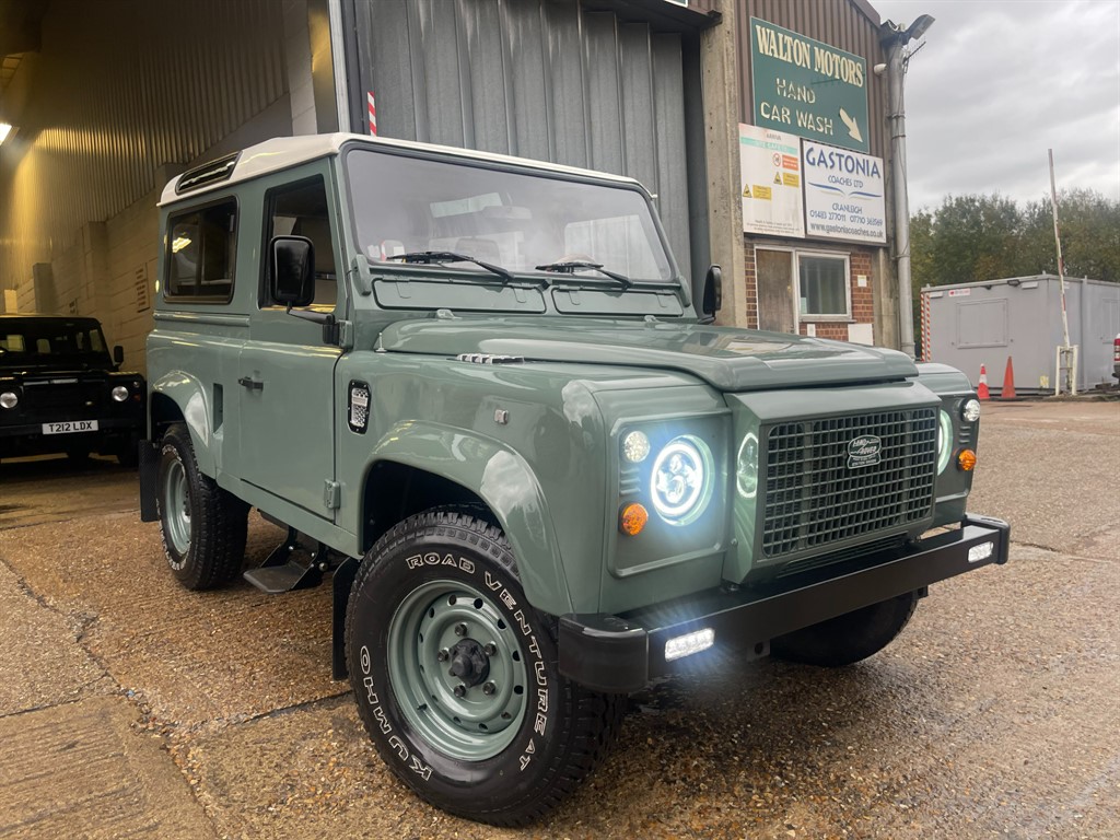 1998 Land Rover Defender 90 90 S...