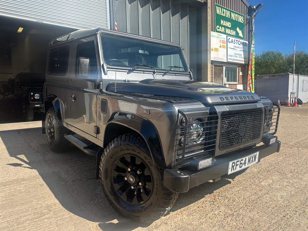 2014 Land Rover Defender 90 TDC...