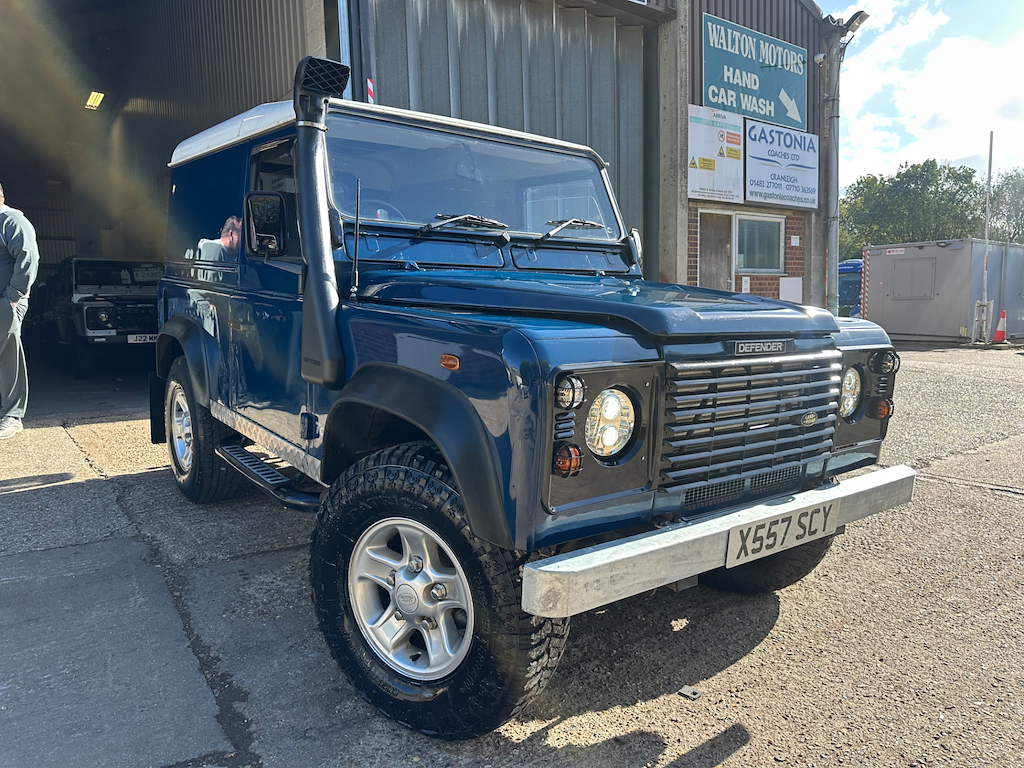 2000 Land Rover Defender 90