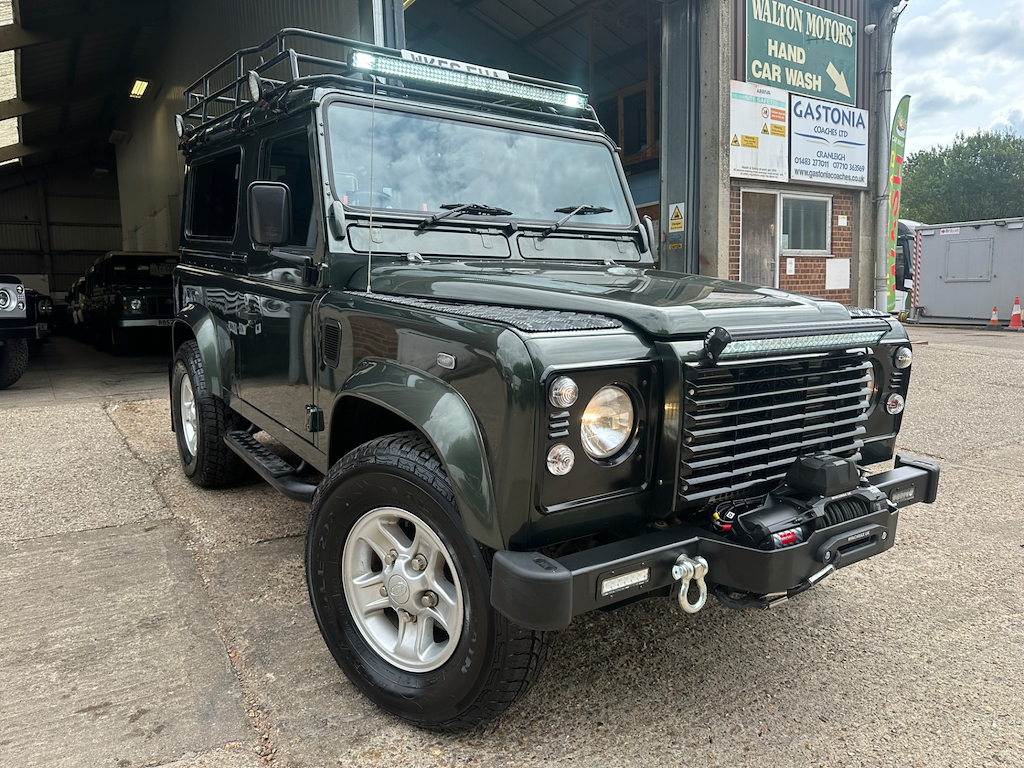 2006 Land Rover Defender 90 TD5...
