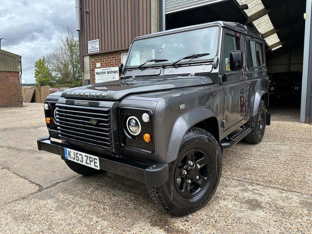 2003 Land Rover Defender 90 TD5...