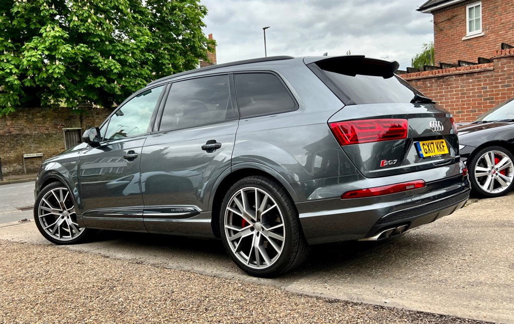 Used Audi Q7 from JCT9