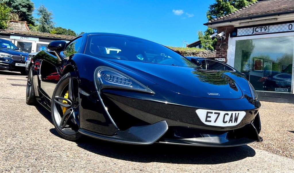 Used McLaren 570s for sale in Shepperton Middlesex JCT9