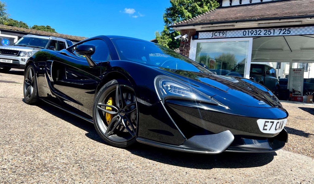 Used McLaren 570s for sale in Shepperton Middlesex JCT9