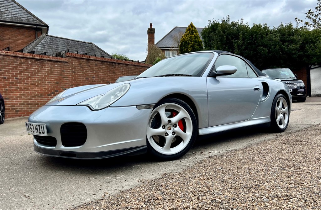 Used Porsche 911 from JCT9