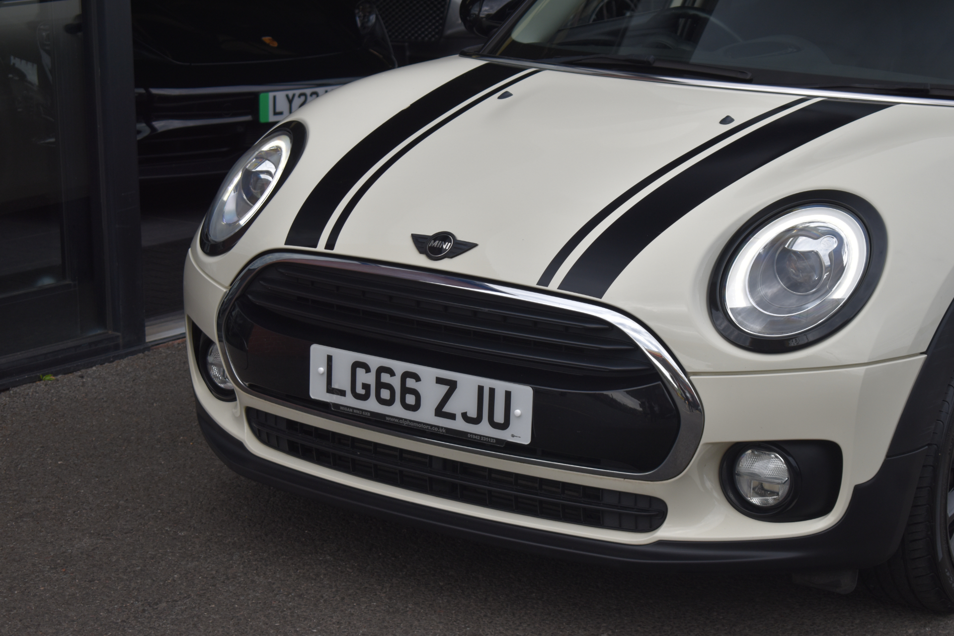 2016 Mini Clubman thumbnail 21