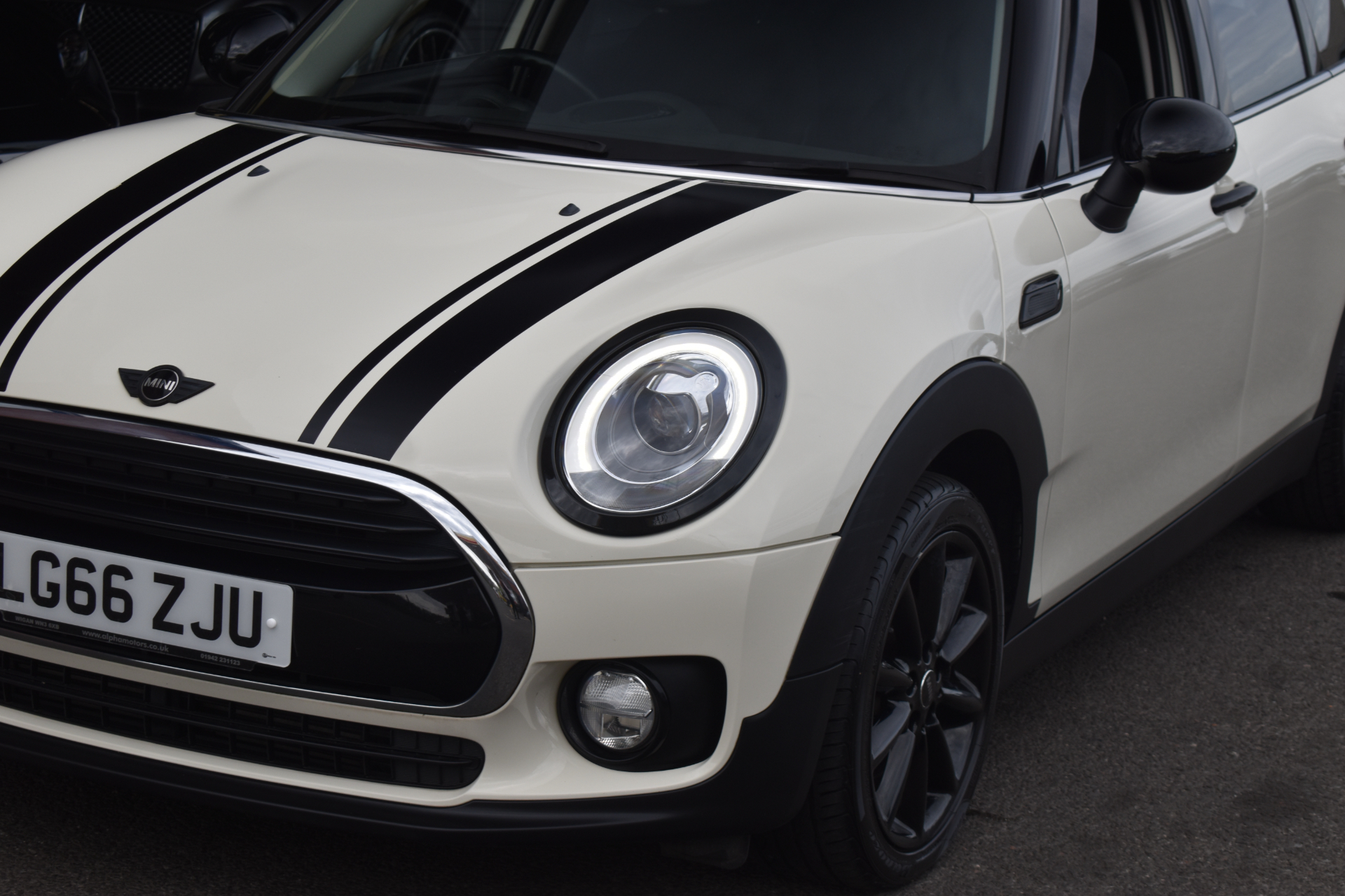 2016 Mini Clubman thumbnail 22
