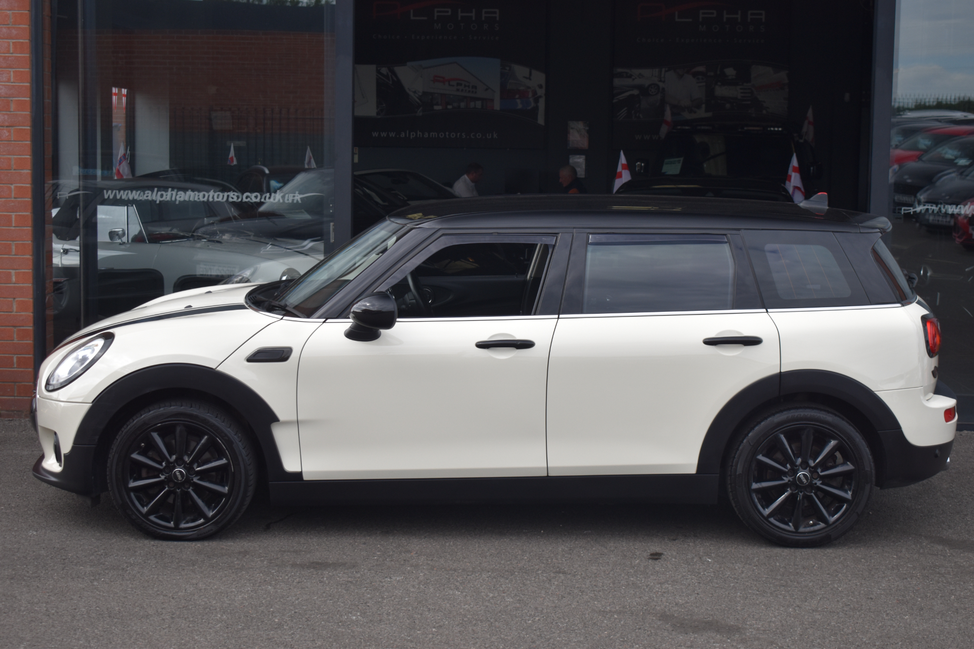 2016 Mini Clubman thumbnail 15