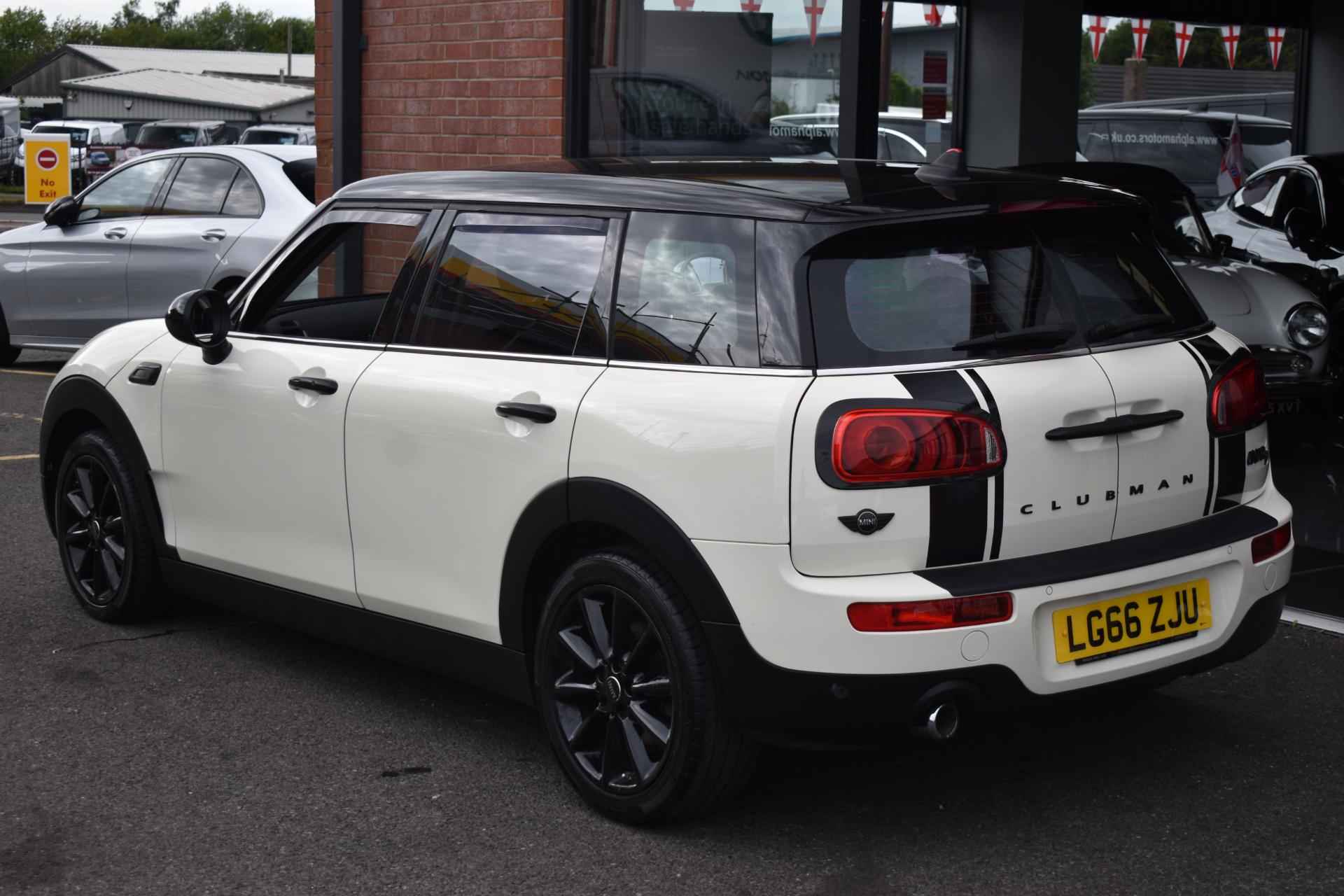 2016 Mini Clubman thumbnail 20