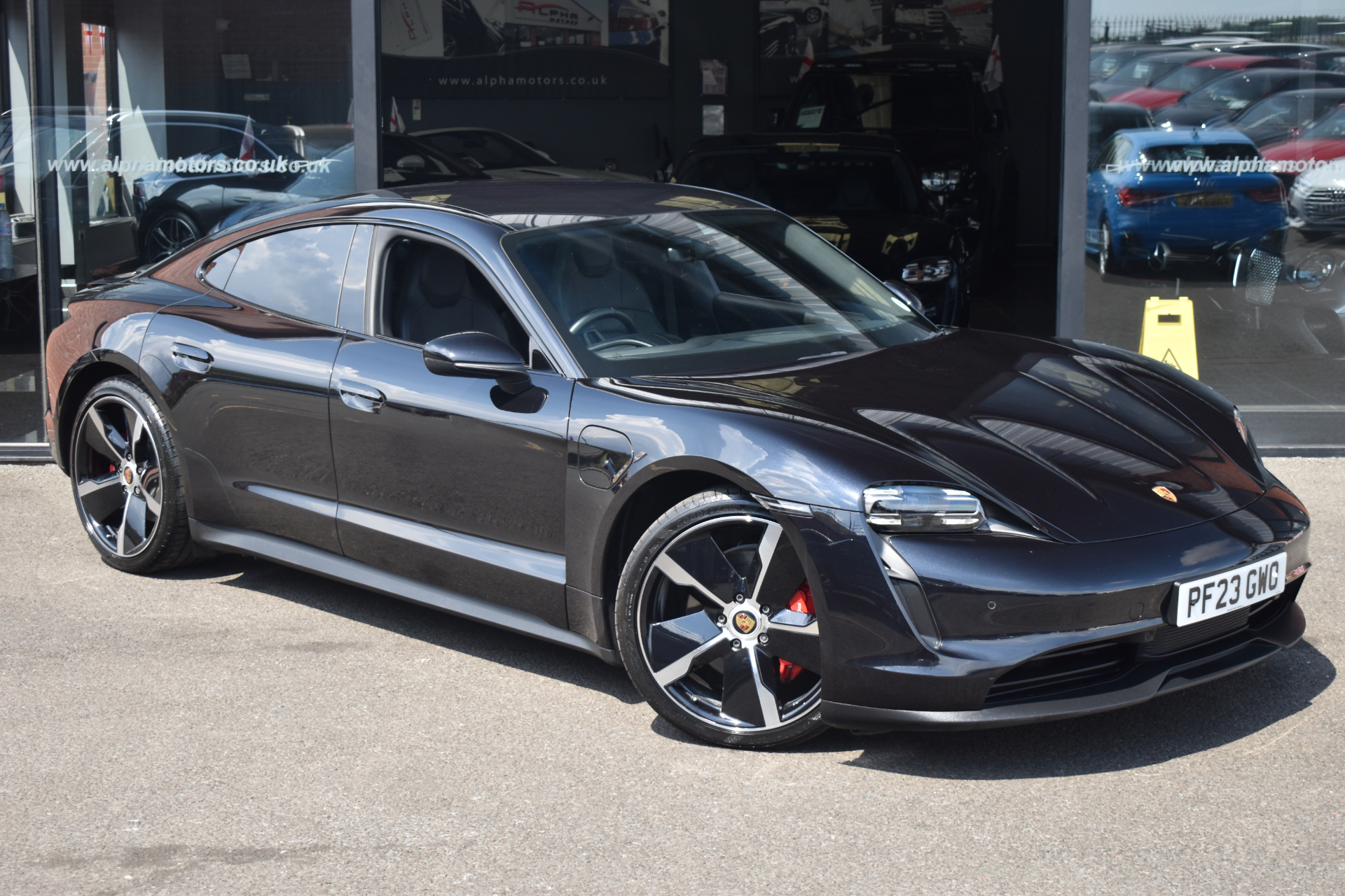 2023 PORSCHE TAYCAN