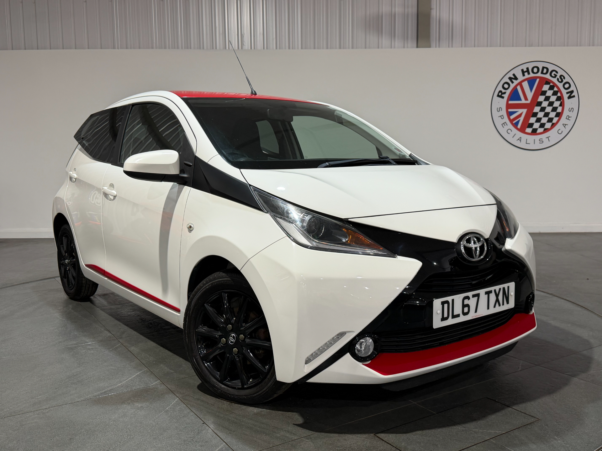 2018 Toyota Aygo 1.0 VVT-i x-pres...