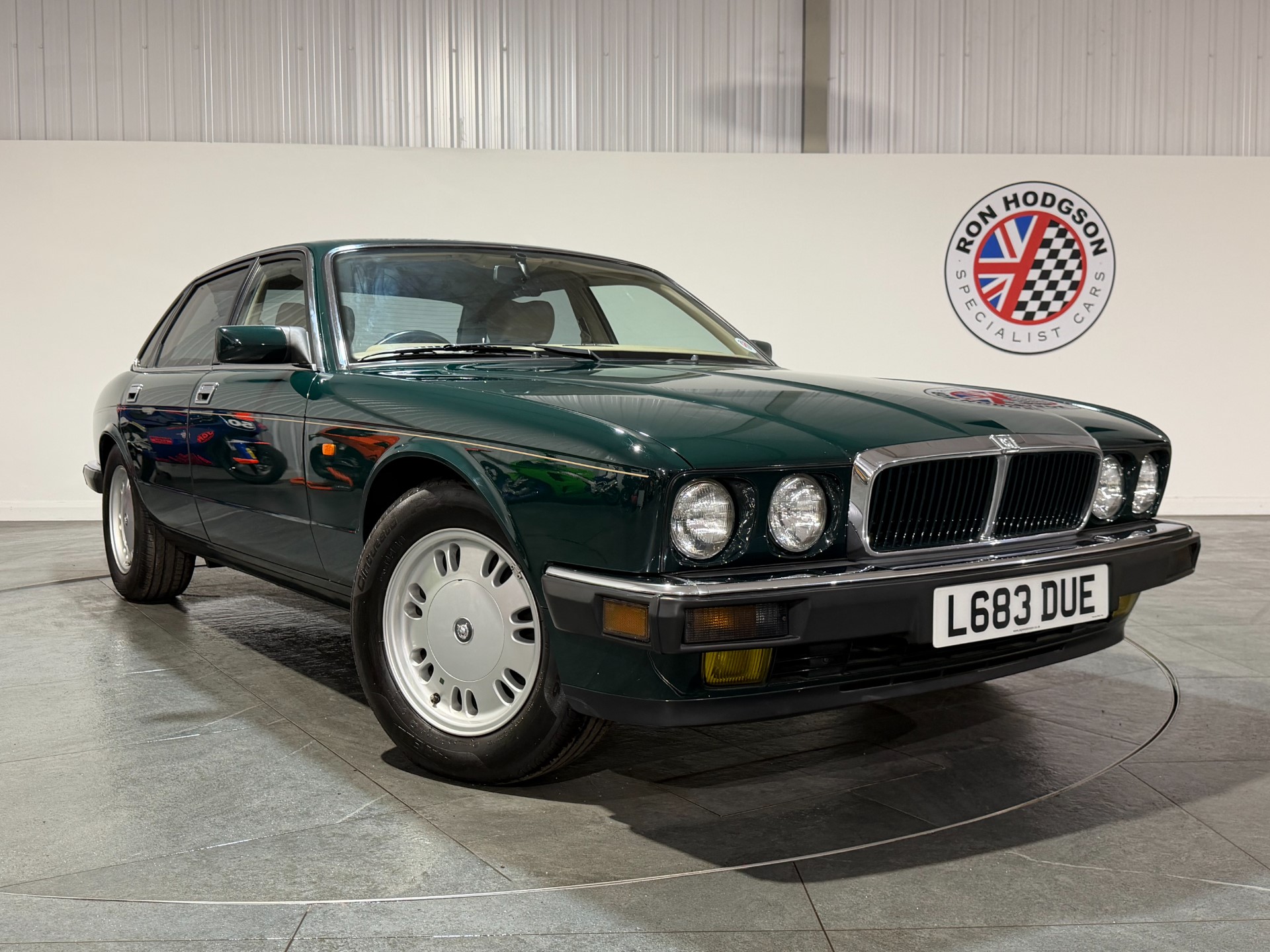1994 Jaguar XJ 3.2 XJ6 Saloon 4d...