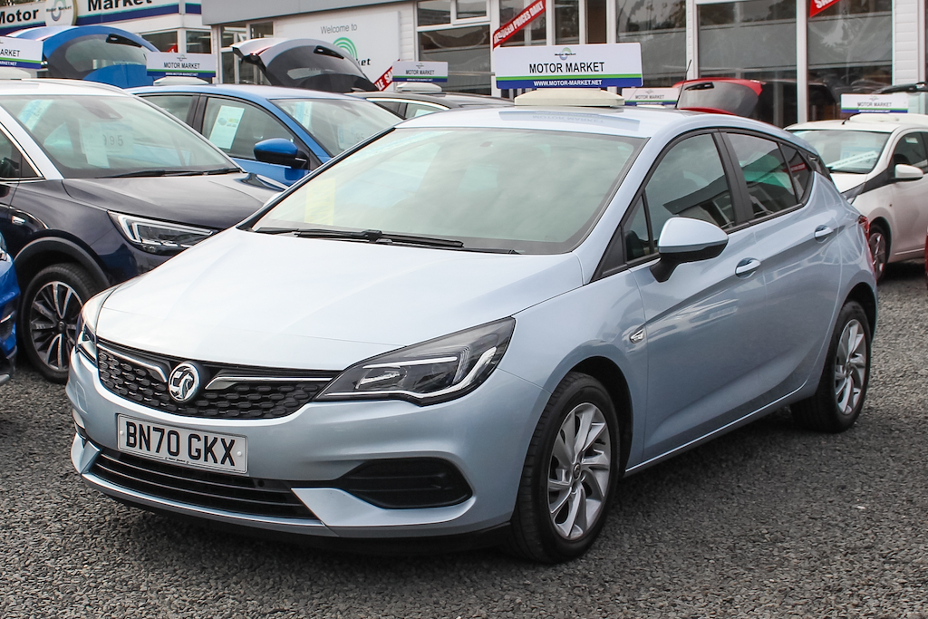 2020 Vauxhall Astra — image 3