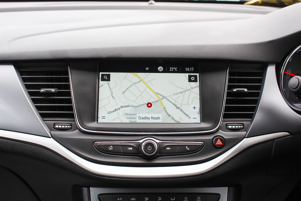 2020 Vauxhall Astra — image 31