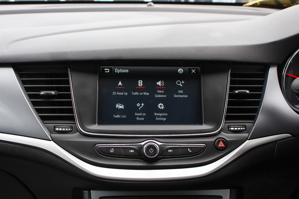 2020 Vauxhall Astra — image 32