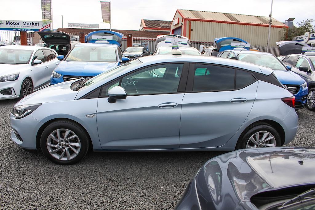 2020 Vauxhall Astra — image 4