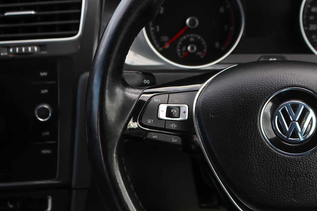 2020 Volkswagen Golf — image 22