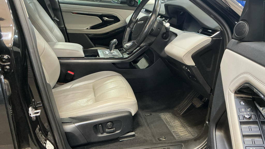 2019 Land Rover Range — image 6