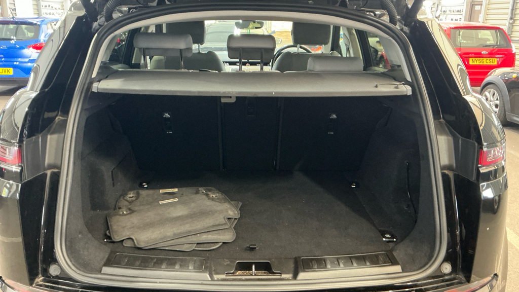 2019 Land Rover Range — image 5