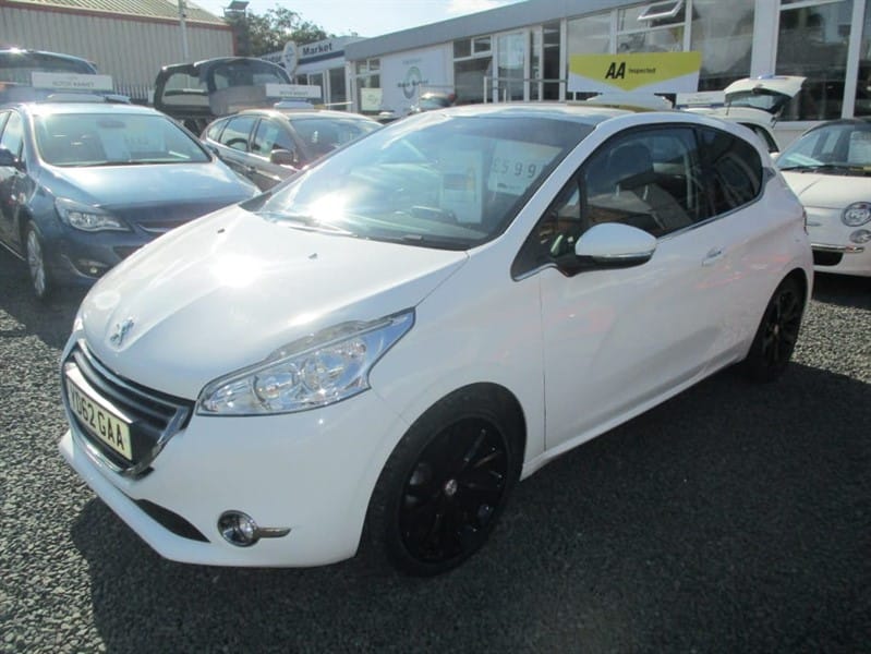 Peugeot 208 available in Cradley Heath, West Midlands Used Peugeot 208 from Click & Collect Cars