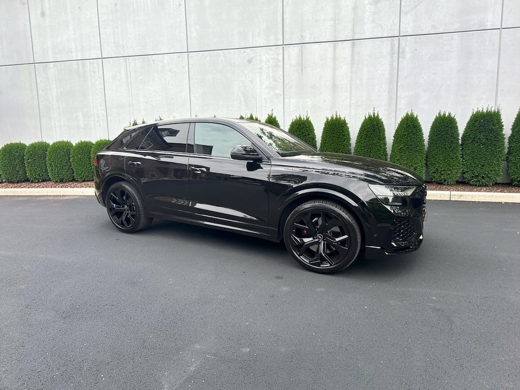 2023 Audi Q8