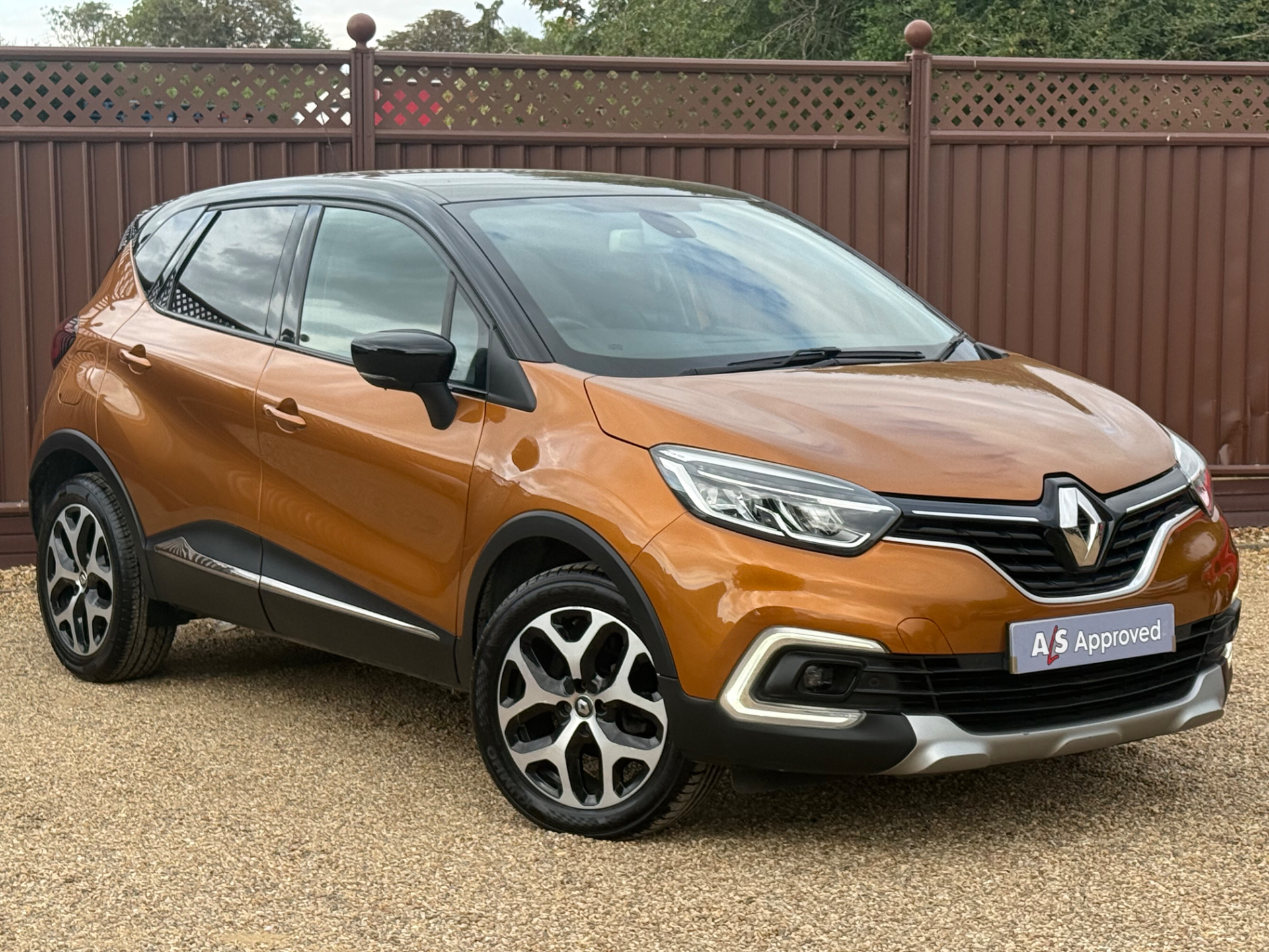 2017 RENAULT CAPTUR