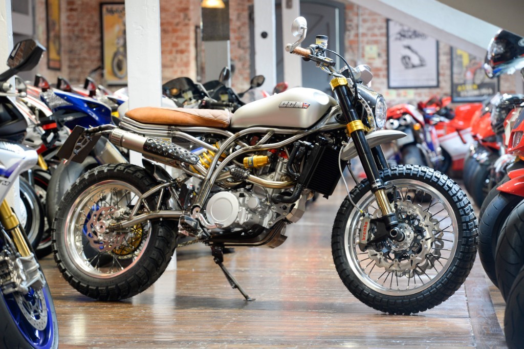 CCM Spitfire Cafe Racer - GKirby Collection