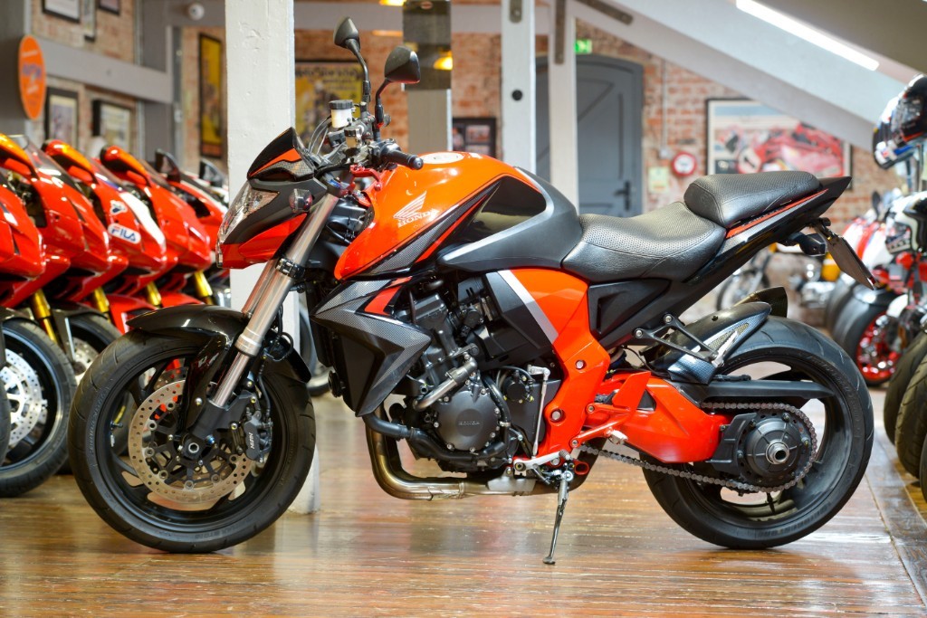 Honda deals cb1000r repsol