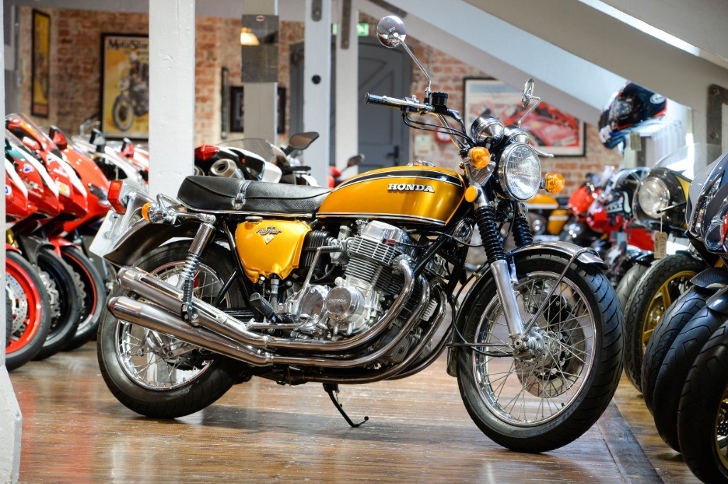 Honda CB 750 four k2 из Терминатора