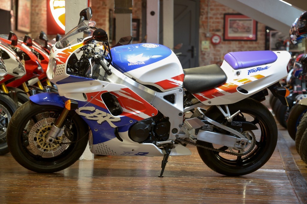 Honda fireblade deals sc28