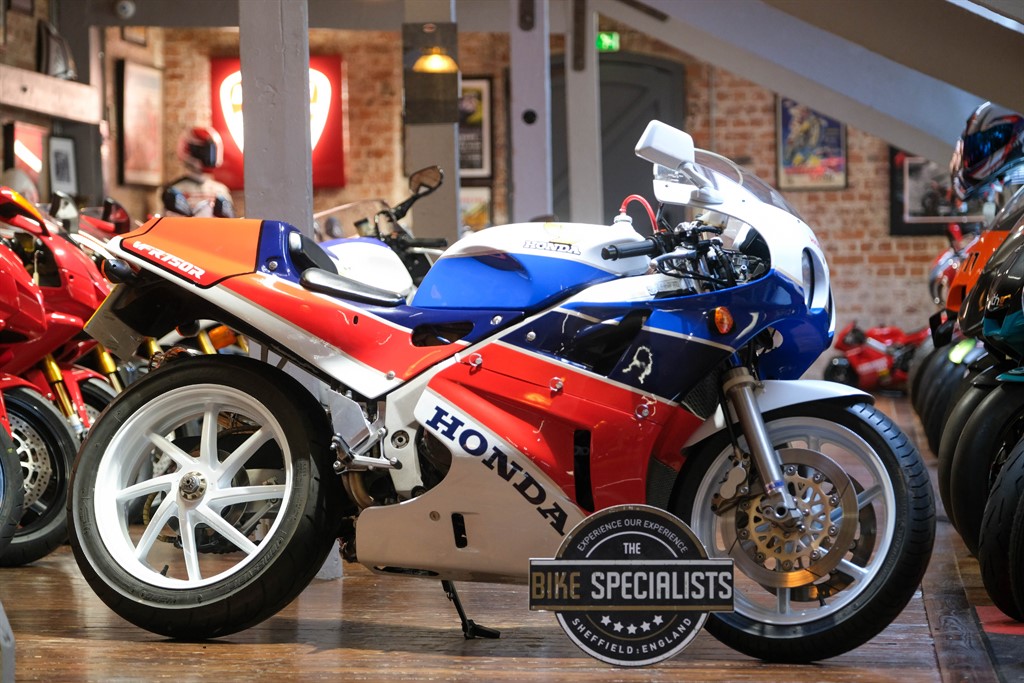 Rc30 bike on sale