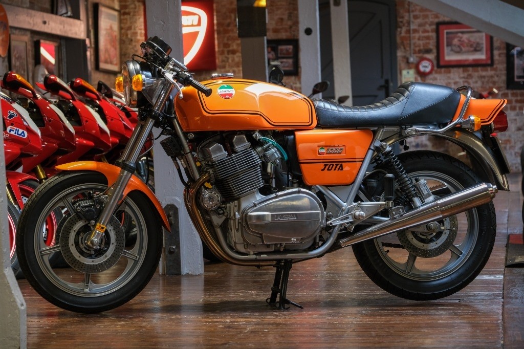 Laverda jota store