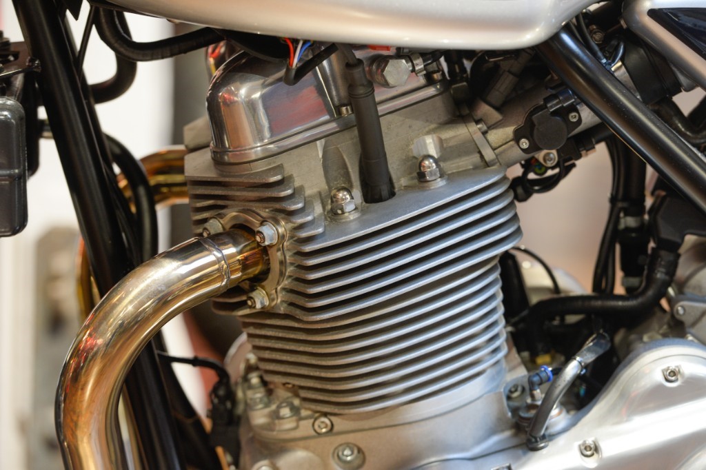 norton commando exhaust