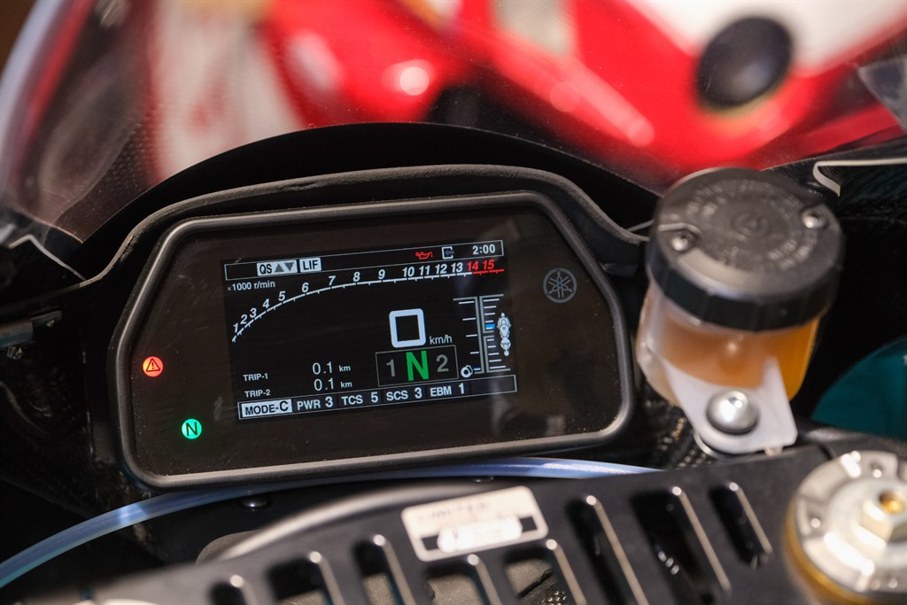 ドカティ 1199S/13 純正メーター Yamaha R1 | The Bike ドカティ 1199S/13 純正メーター Yamaha R1 | The Bike