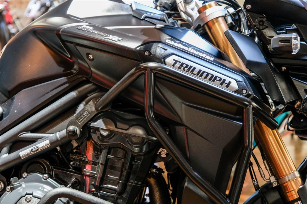 2015 triumph explorer 1200