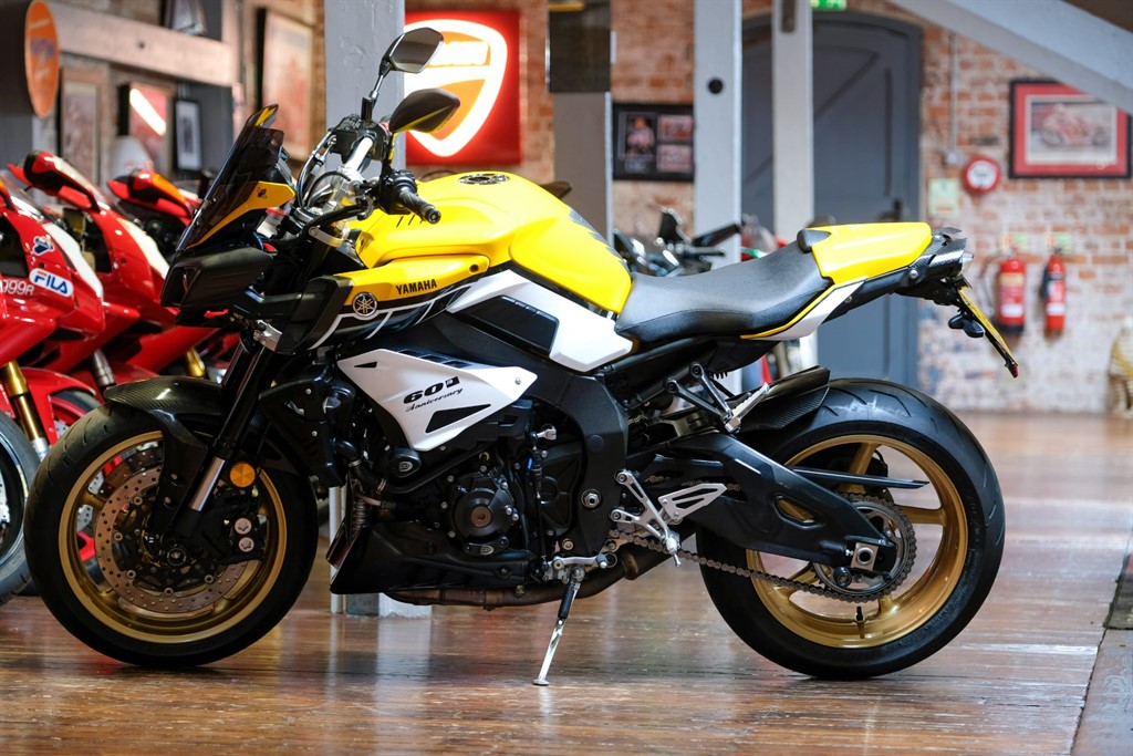 Yamaha Mt 10 The Bike Specialists South Yorkshire