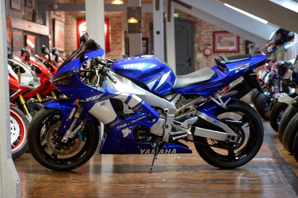 Yamaha YZF-R1, The Bike Specialists