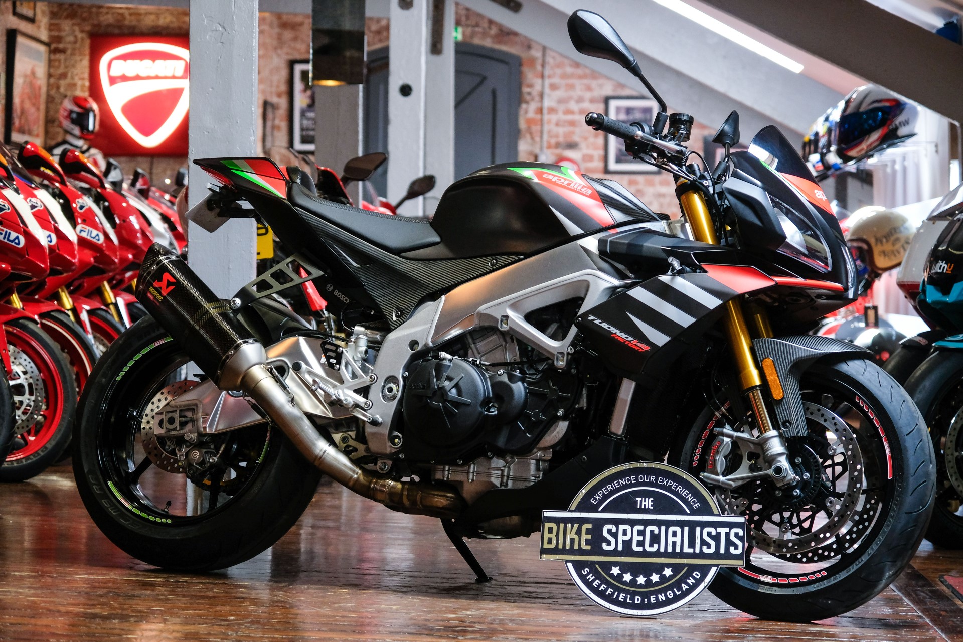 Aprilia tuono deals v4 factory 2020