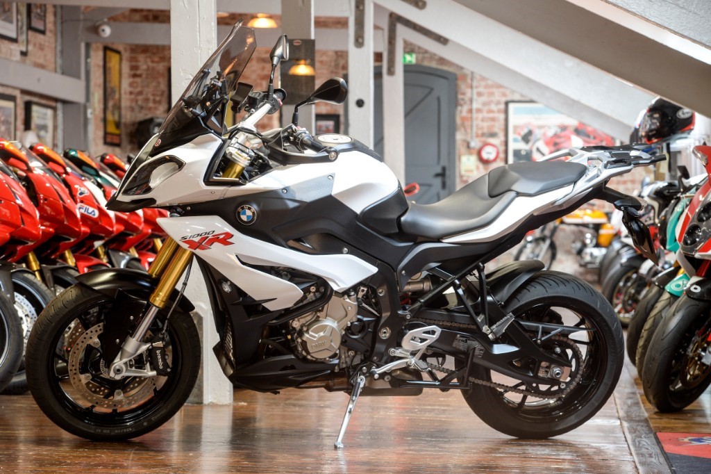 Bmw store s1000xr white