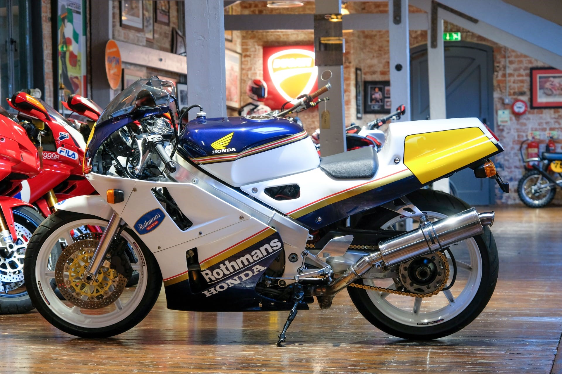 Honda Vfr400 The Bike Specialists South Yorkshire