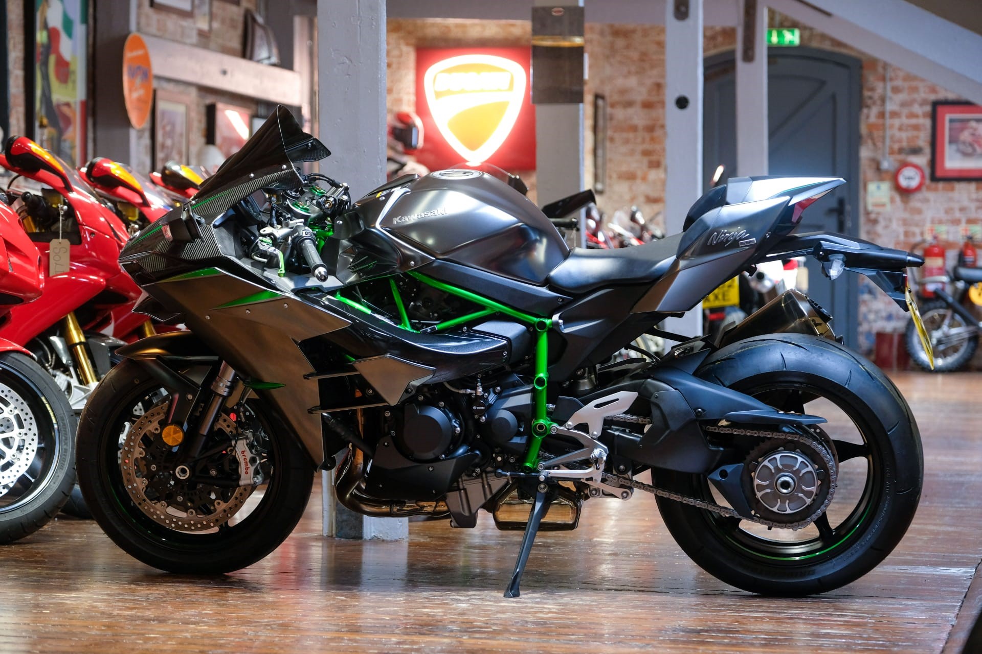 Cost of deals kawasaki ninja h2