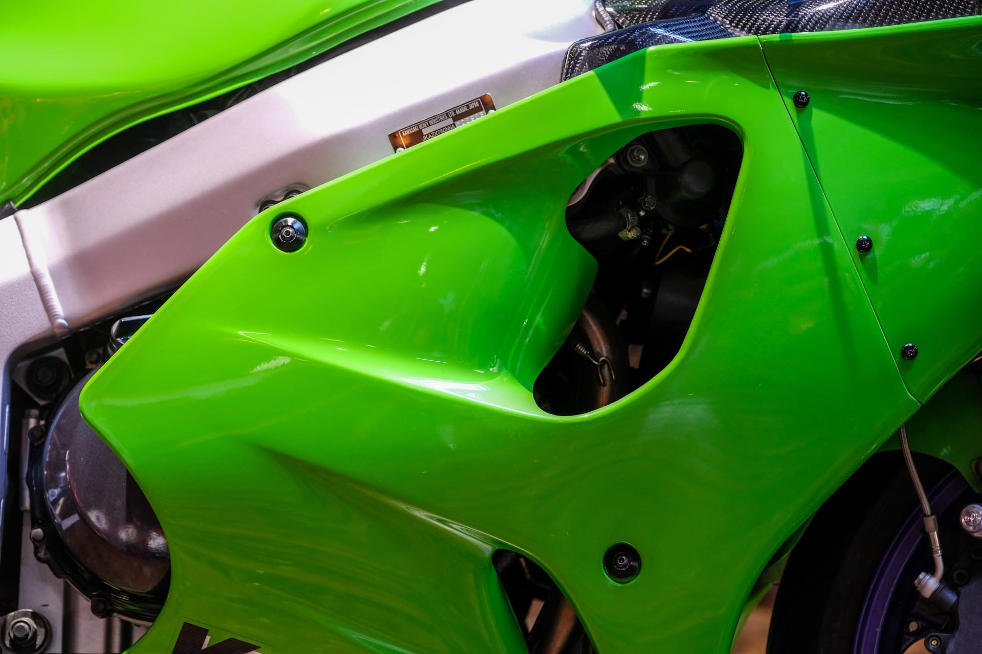 r@即購入OK 発売日・価格決定】ZX-4RR・SE日本仕様が115万円で！ | 軽々と