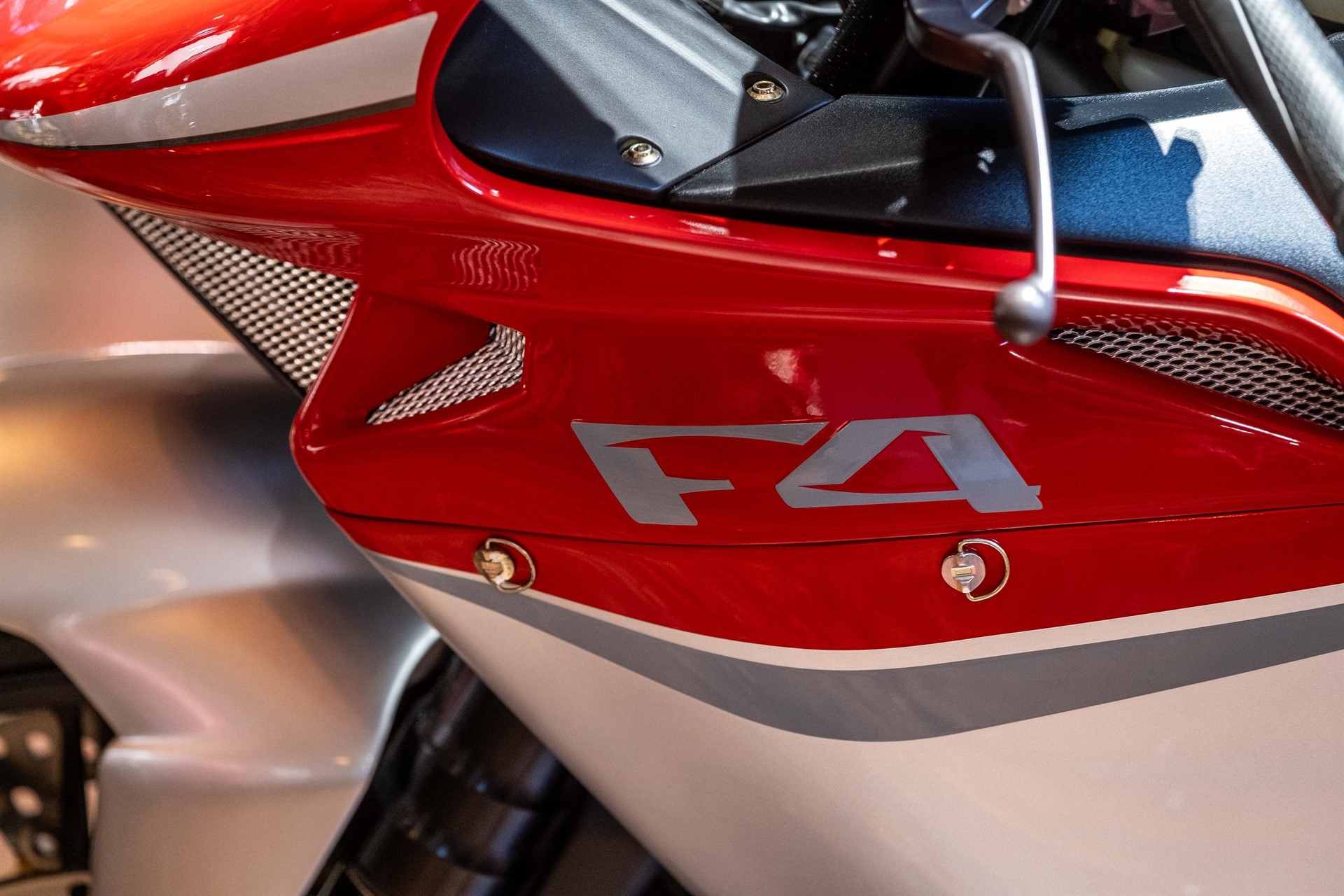 MV AGUSTA ビレットチタニウム ロアリングボルト F4-75 m747