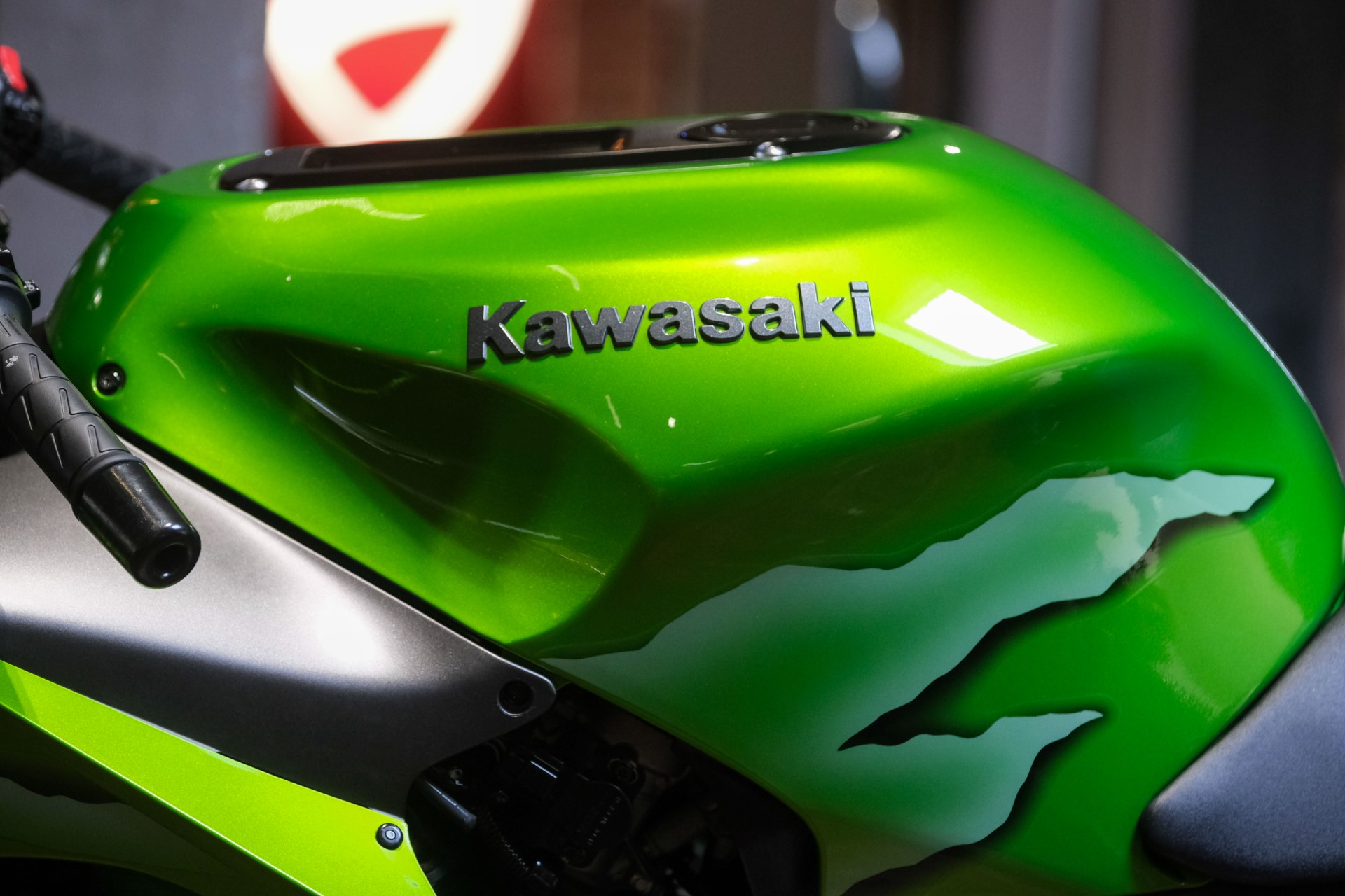 Kawasaki ZX-12R | The Bike Specialists | South Yorkshire