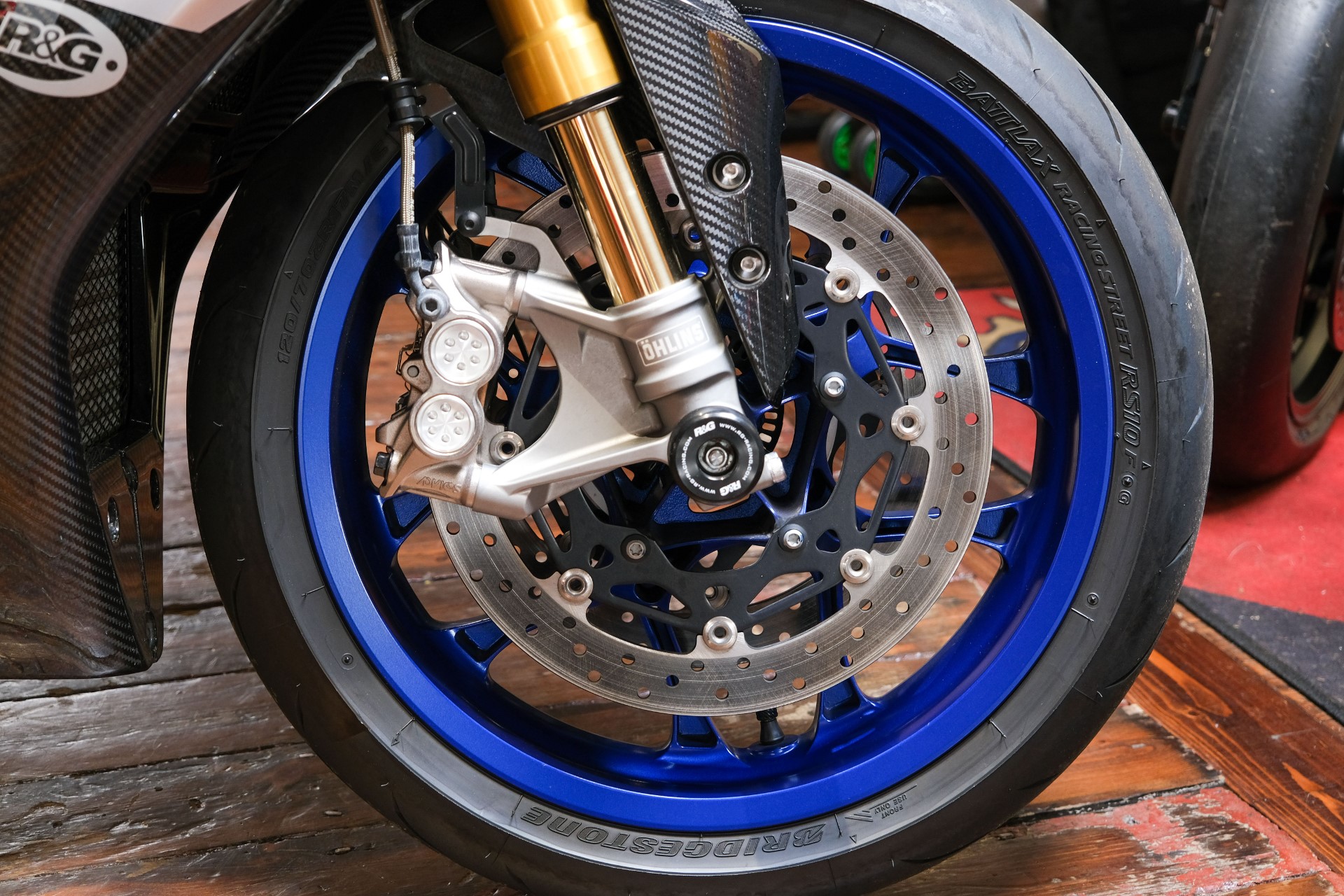 Yamaha YZF-R1, The Bike Specialists