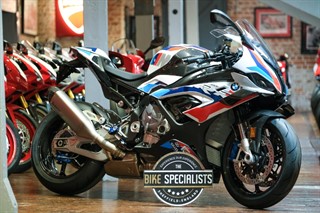 BMW M1000RR