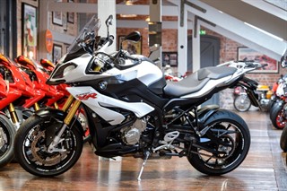 BMW S1000XR