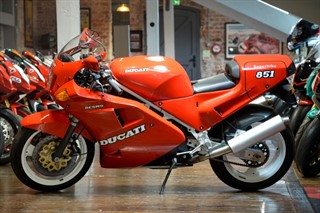 Ducati 851