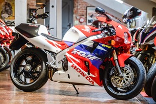 Honda RVF750