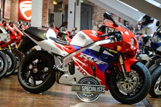 Honda RVF750